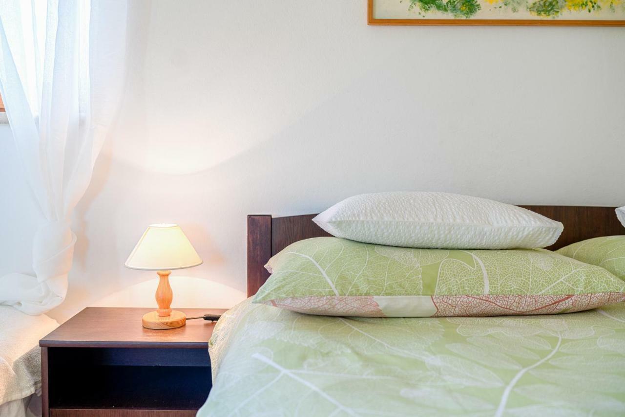 Apartment Skroza *